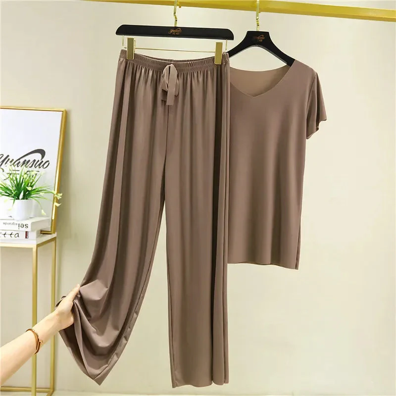 Elegant and Refreshing Women's Set for Summer - Image 7