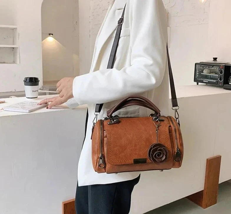 Florence Leather Women's Bag - Image 5