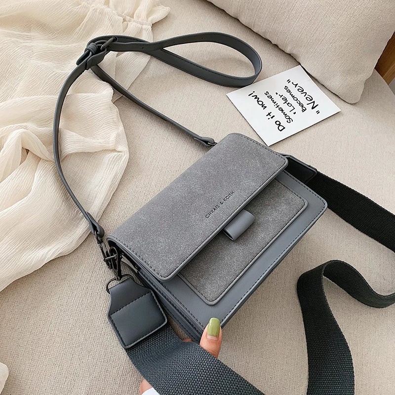 Royalty Leather Bag - Image 9