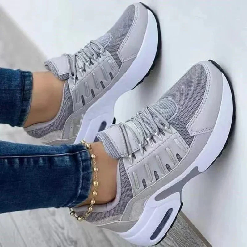Sneakers With Impact Absorption Technology - Image 6
