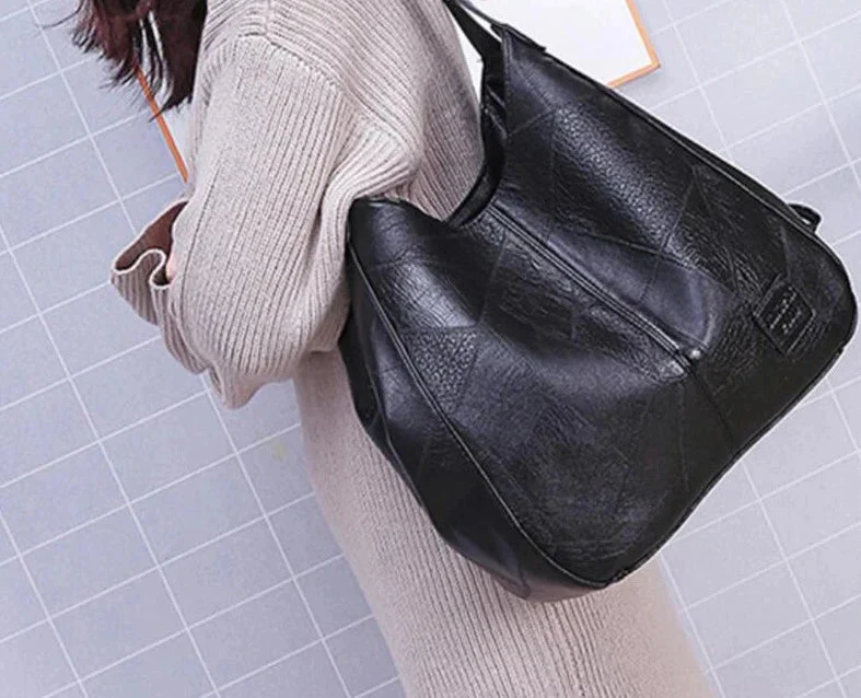 Vintage Leather Women's Handbag - Image 11